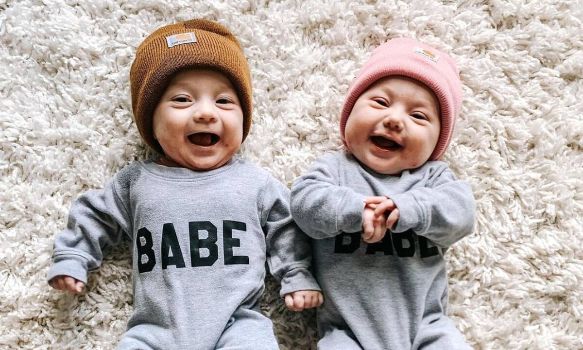 Αυτά τα διδυμάκια έχουν τις πιο απίθανες φωτογραφίες (εικόνες)