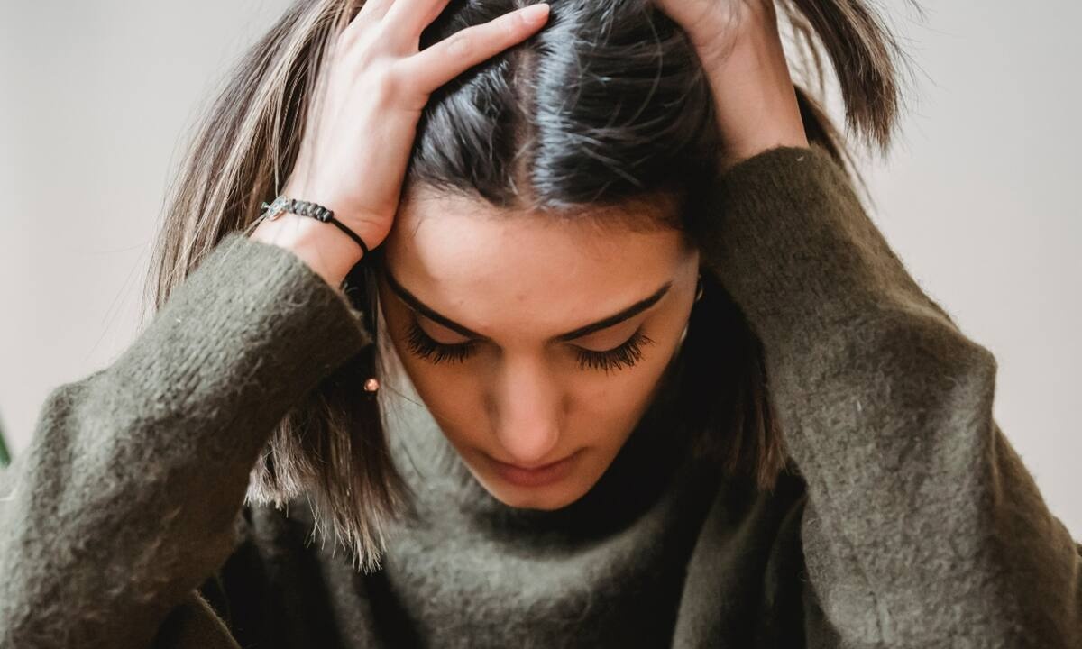 Ημικρανίες τέλος! 7 σπιτικές «συνταγές» για να τις καταπολεμήσεις