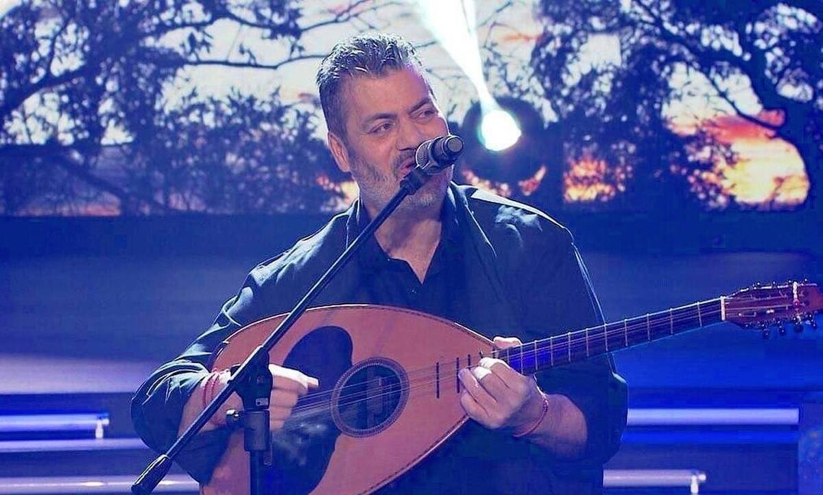 O Κονταρός «έσπασε» τη σιωπή του - Θα είναι κουμπάρος στον γάμο της Βανδή με τον Μπισμπίκη;