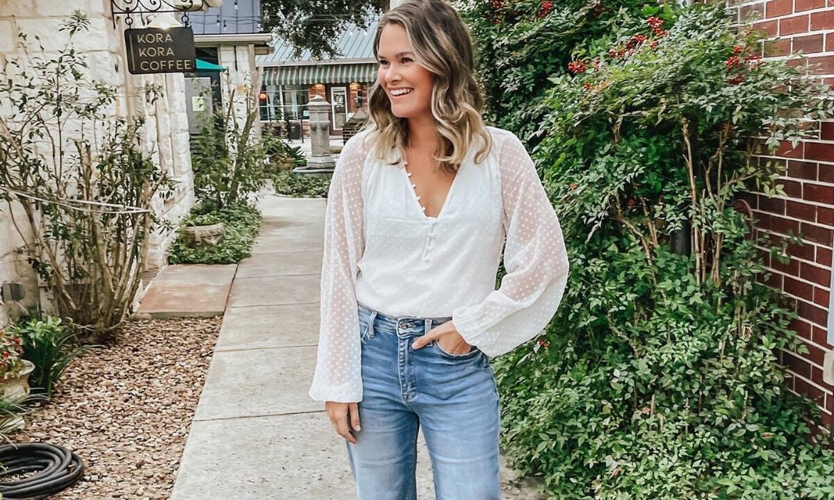 10 τζιν καμπάνα για να είσαι κομψή όλο τον χειμώνα