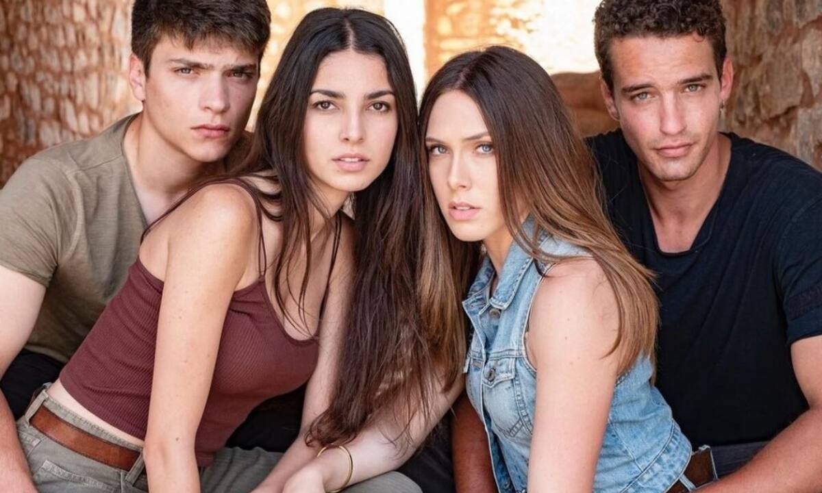 Γη της ελιάς: Ισμήνη και Μυρτάλη είχαν εγκαίνια αλλά το Twitter έσταξε... φαρμάκι (photos)