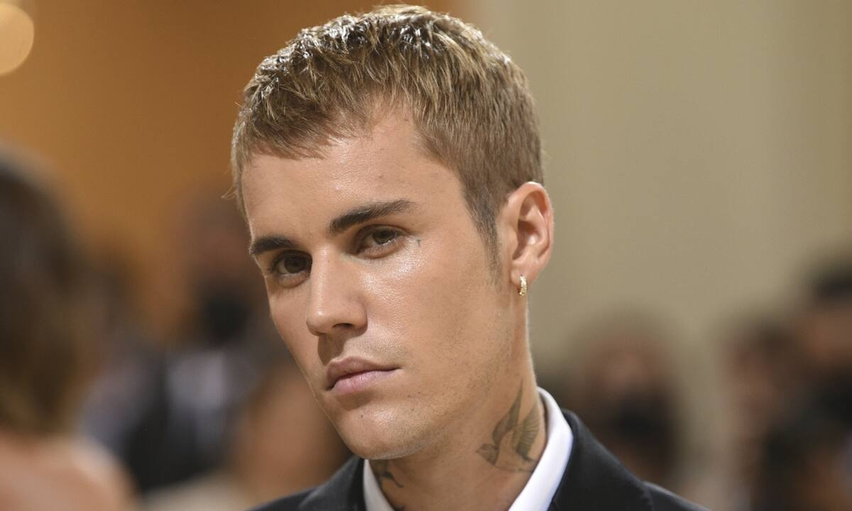Θετικός στον κορονοϊό ο Justin Bieber – Τι θα γίνει με την παγκόσμια περιοδεία του
