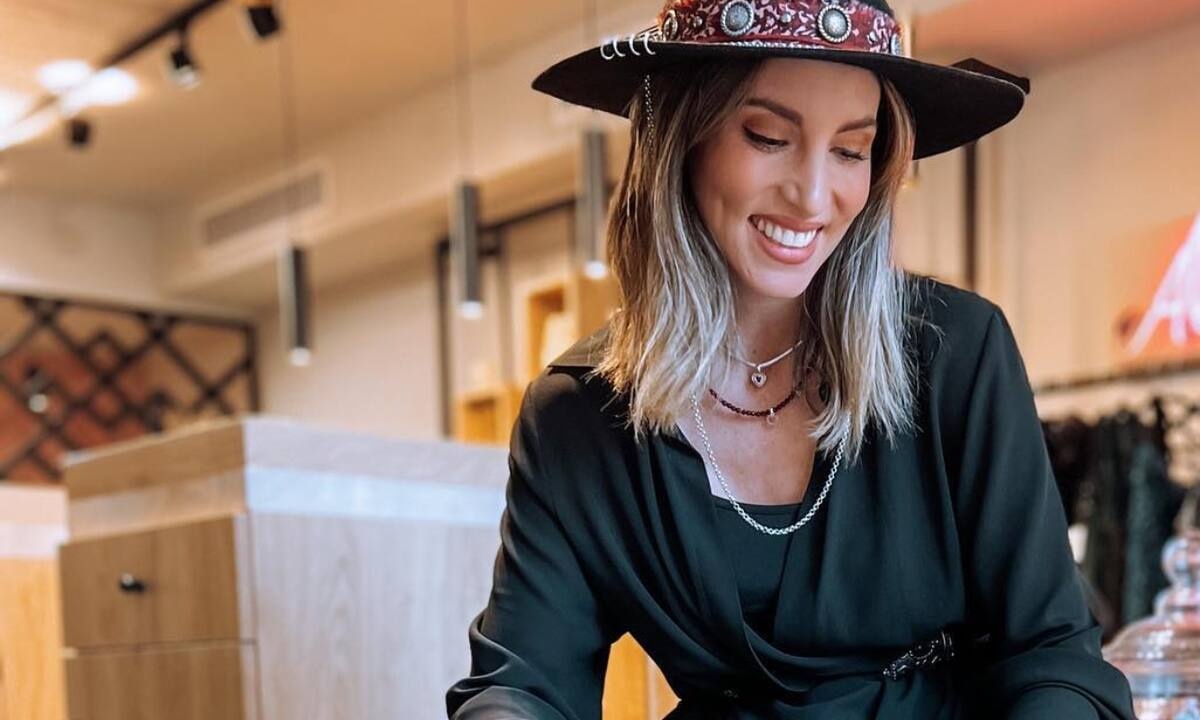 Αθηνά Οικονομάκου: Η μεγάλη αλλαγή που έκανε στα μαλλιά της - Το πριν και το μετά