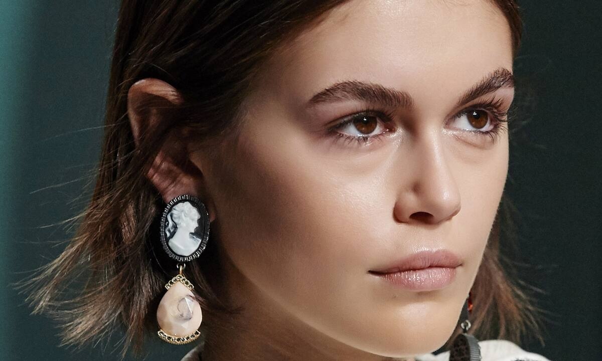 6 tips για να είναι πάντα τα χείλη σου απαλά και ζουμερά