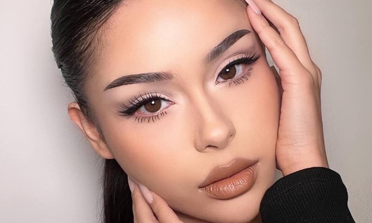 Τα απόλυτα tips για να απλώνεις σωστά τη μάσκαρα  (+10 για να διαλέξεις)