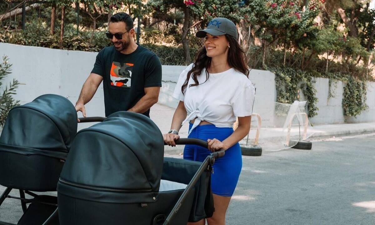 Χριστίνα Μπόμπα: Υποδέχτηκε τον Μάρτη με τις κόρες της- Η φωτογραφία που μας έκανε να «λιώσουμε»!