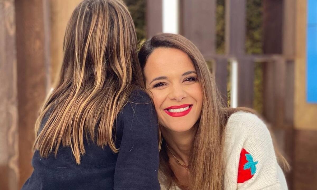 Ελιάνα Χρυσικοπούλου: Φωτογράφισε τις κόρες της να κάνουν αναρρίχηση (εικόνες)