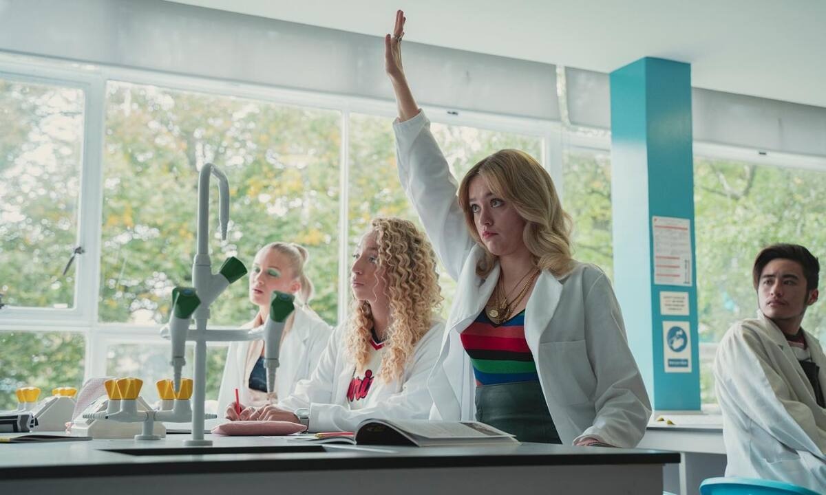 Αν σ' άρεσε το Euphoria θα κολλήσεις και με αυτές τις 4 σειρές