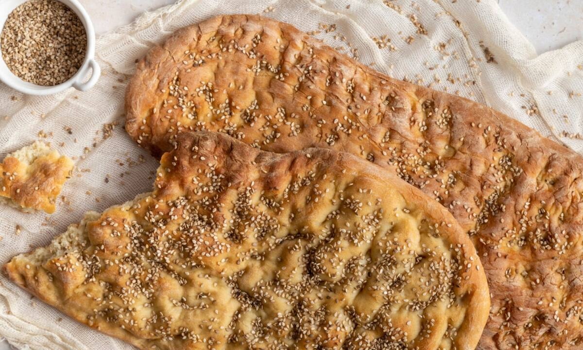 Δεν πρόλαβες λαγάνα στο φούρνο; Είναι πανεύκολο να την κάνεις μόνη σου