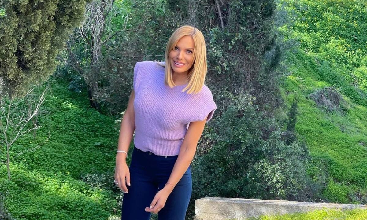 Ιωάννα Μαλέσκου: Η ομοιότητα με τον πατέρα της Δημήτρη είναι απίστευτη (photos)