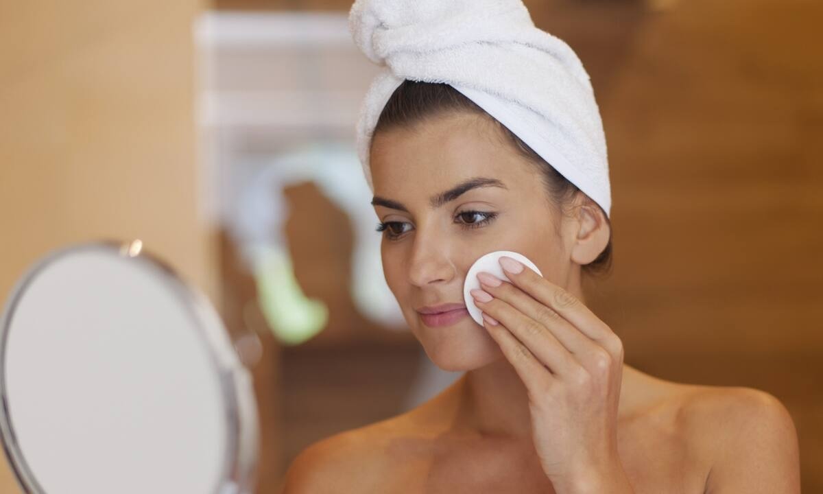 10 micellar water για να φροντίσεις το δέρμα σου - Ποια τα οφέλη του