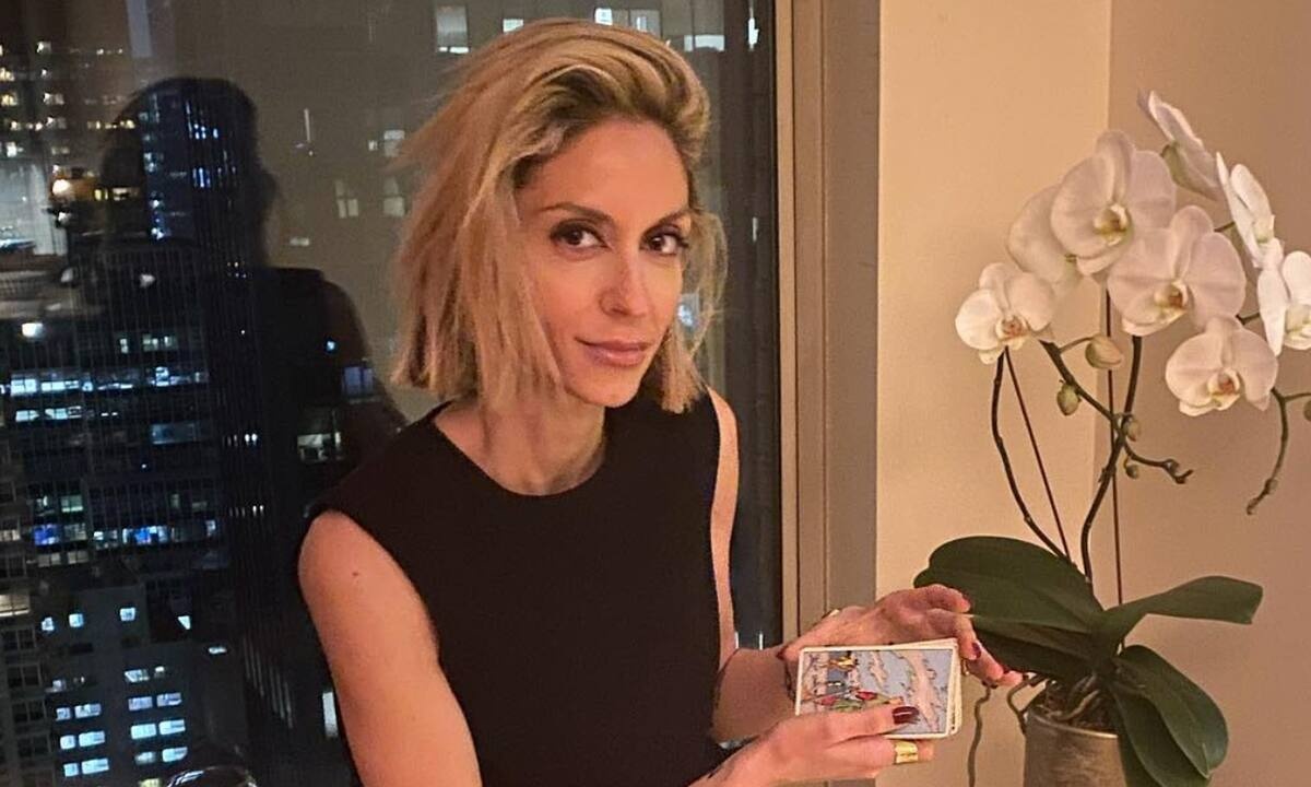 Το πρόβλημα που αντιμετωπίζει η Σοφία Καρβέλα εμπνέει κάθε γυναίκα να προσπαθεί