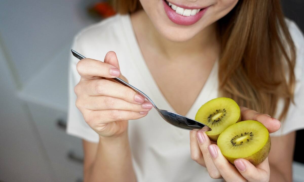 Ακτινίδιο: Τα οφέλη για την επιδερμίδα και τρεις συνταγές για σπιτικές μάσκες