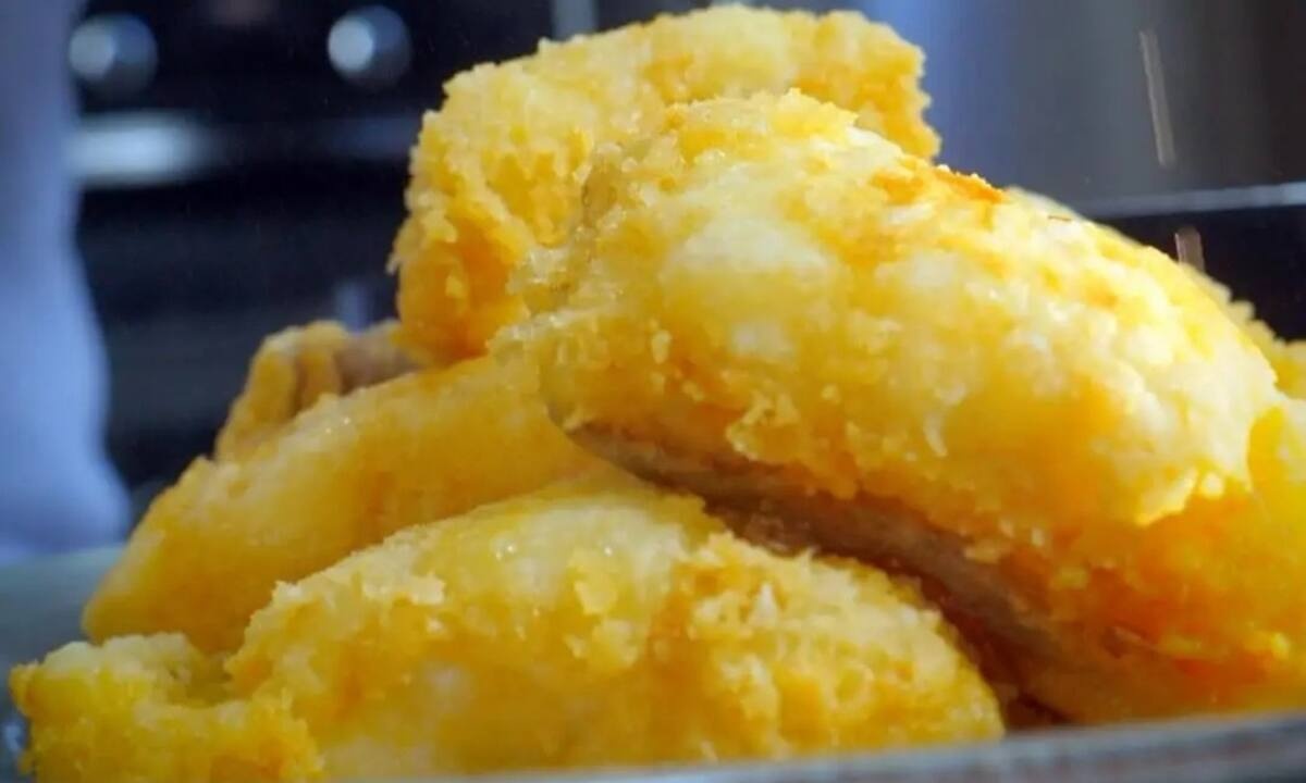 Μπακαλιάρος τηγανητός με αλεύρι - Το μυστικό για να μην κολλάει