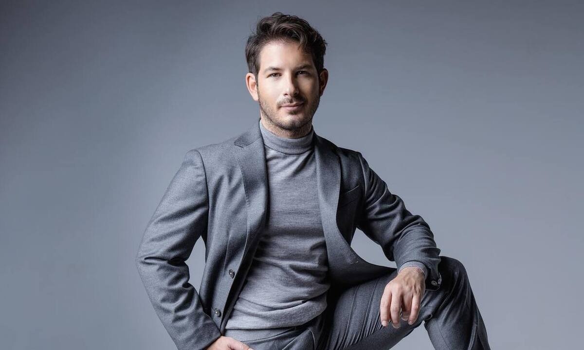 Γιώργος Περρής: Η αγάπη για τη μουσική και το bullying στο σχολείο