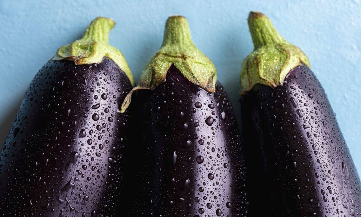 8 λόγοι για να βάλετε τη μελιτζάνα στη διατροφή σας (video)