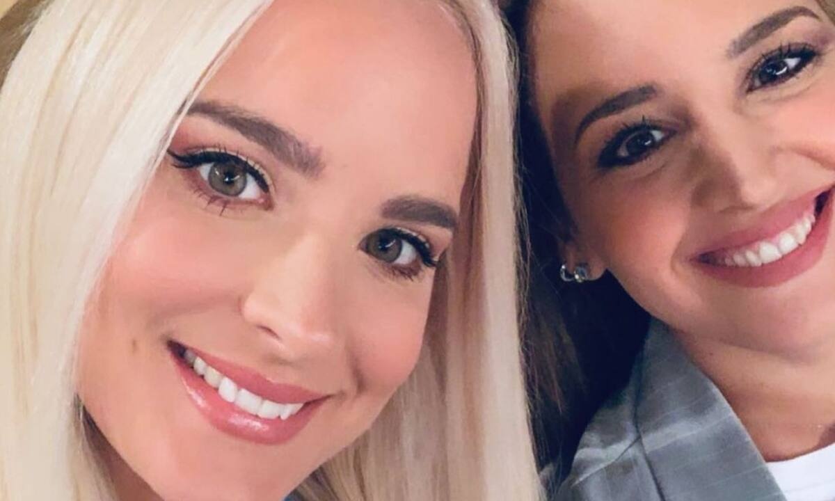 Kλέλια & Άννη Πανταζή: Η γλυκιά φωτογραφία με τα μωρά τους