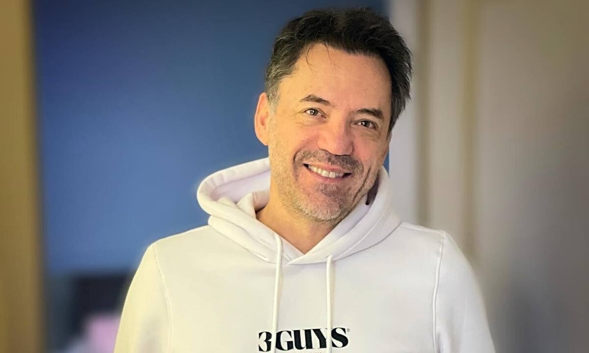 Θάνος Καλλίρης: «Το μόνο που συνάντησα στην καριέρα μου ήταν κάποιες απαξιωτικές συμπεριφορές»