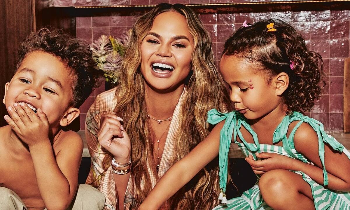 Φτιάξτε το μπισκοτοβούτυρο της Chrissy Teigen (vid)