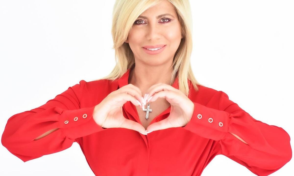 Ζήνα Κουτσελίνη: Η αποκάλυψη για την αισθητική επέμβαση και την απώλεια κιλών