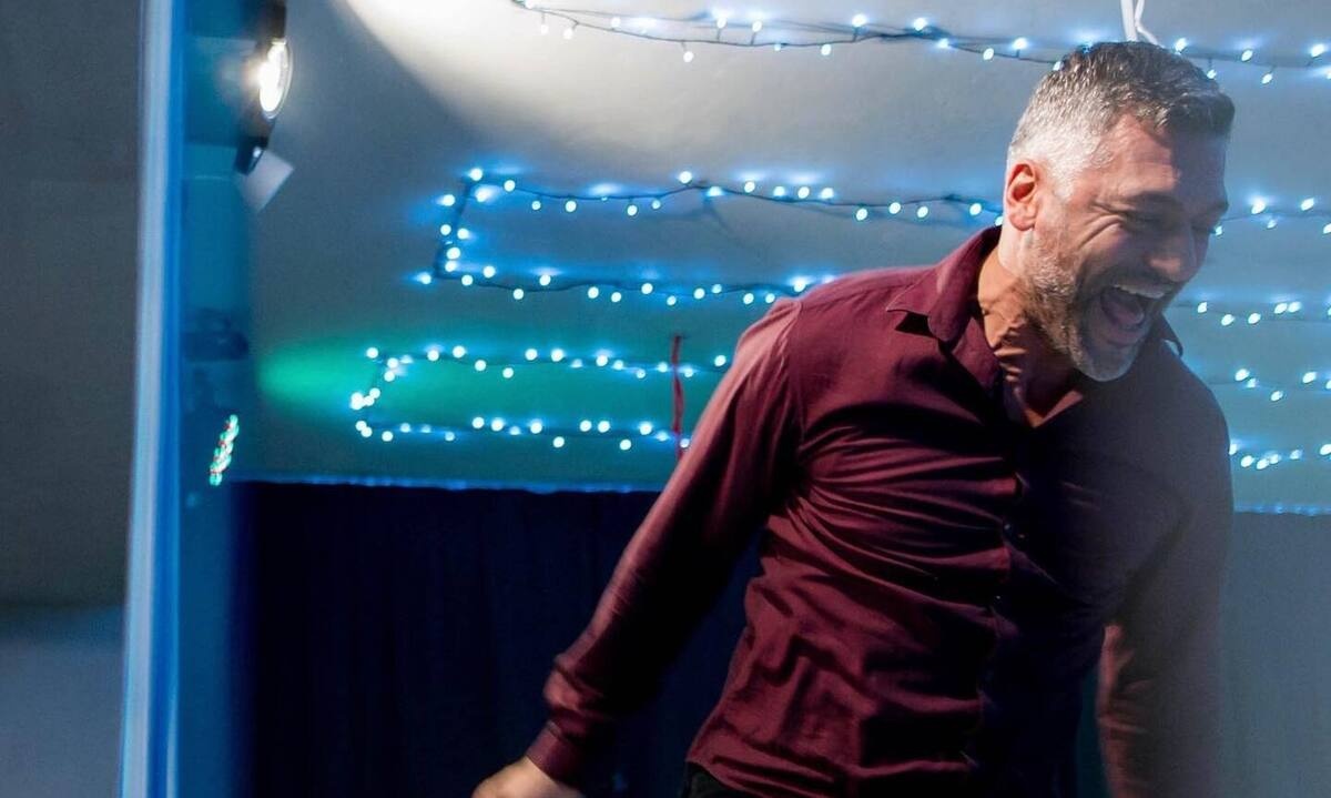 Στέλιος Κρητικός: «Δεν φανταζόμουν ότι θα δημιουργούσα μια τόσο μεγάλη οικογένεια»