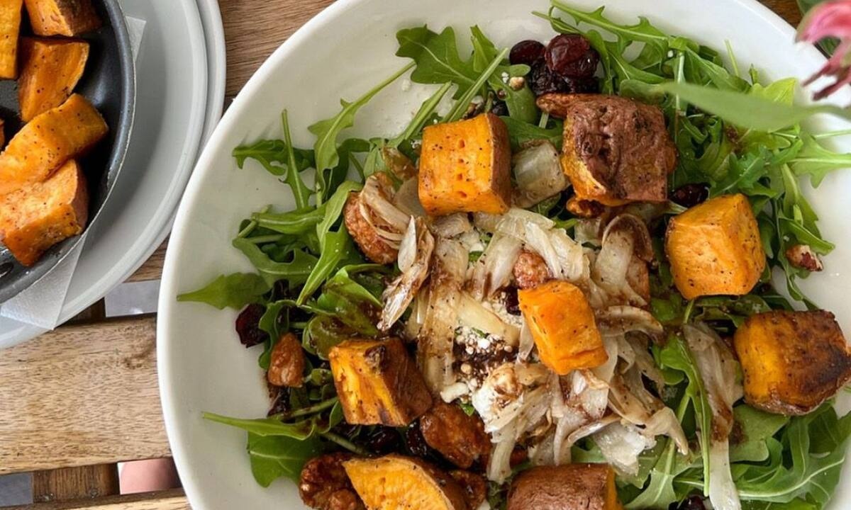 Η πασχαλινή σαλάτα που θα λατρέψουν οι καλεσμένοι σου