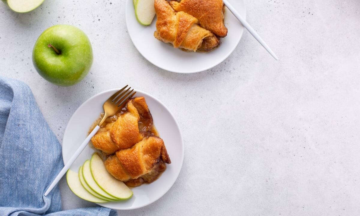 Πανεύκολα μηλοπιτάκια με σπιτική ζύμη και χωρίς μίξερ