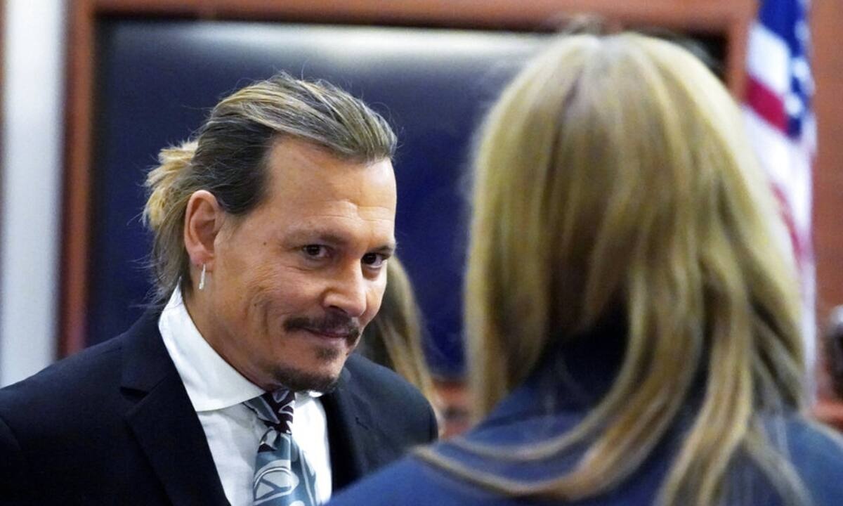 Τζόνι Ντεπ: Η επική σκηνή που έκανε τους πάντες να γελάσουν