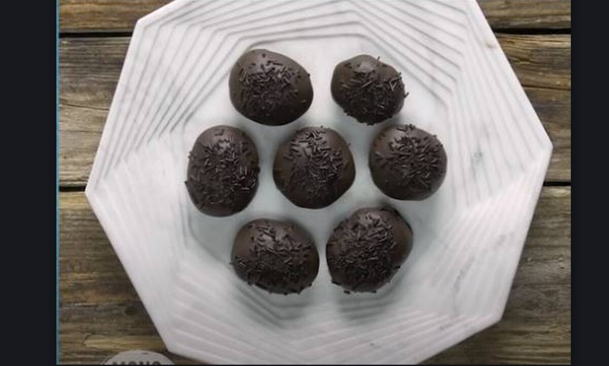 Σοκολατάκια με σύκα από τον Άκη Πετρετζίκη