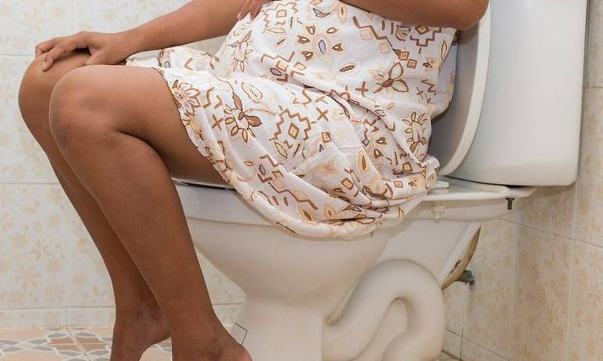 Αιμορροΐδες: Συμπτώματα, αιτίες, διάγνωση, συντηρητική αντιμετώπιση και αιμορροϊδεκτομή