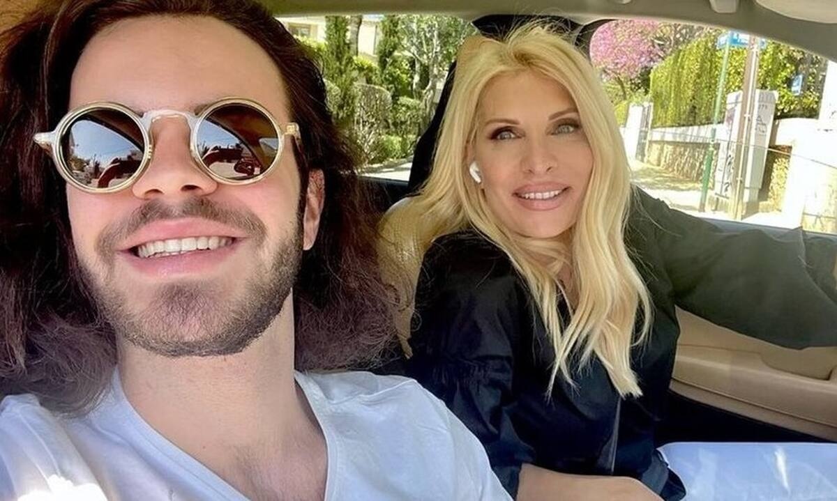 Άγγελος Λάτσιος: Η αλλαγή του ξετρέλανε την οικογένειά του - Το απίθανο σχόλιο της Ελένης Μενεγάκη