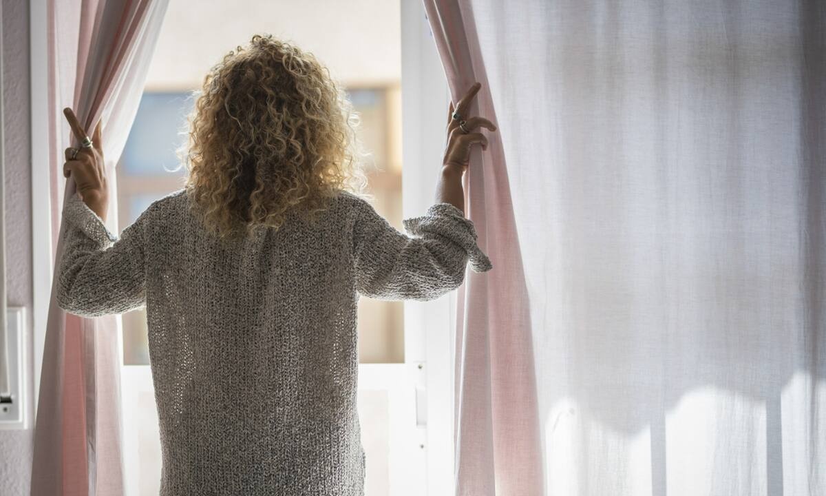 Κάθε πότε πρέπει να πλένετε τις κουρτίνες;