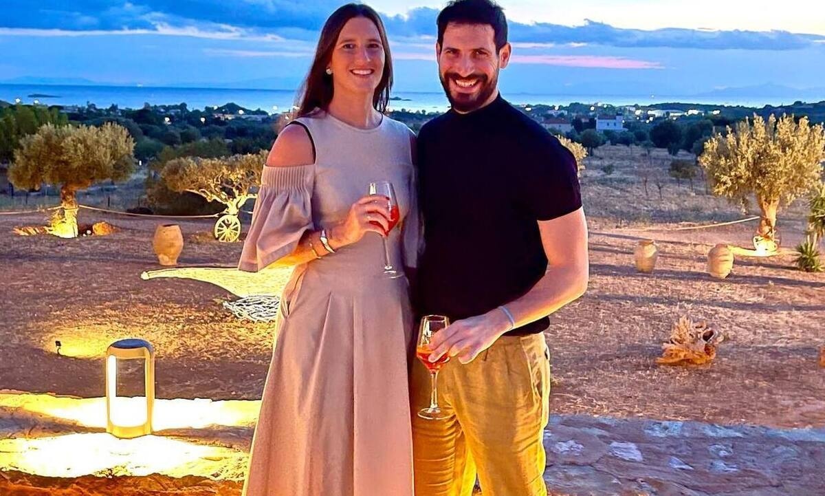 Θανάσης Πατριαρχέας- Βίβιαν Δράκου: Διπλό baby μπλουμ στον «Σασμό»