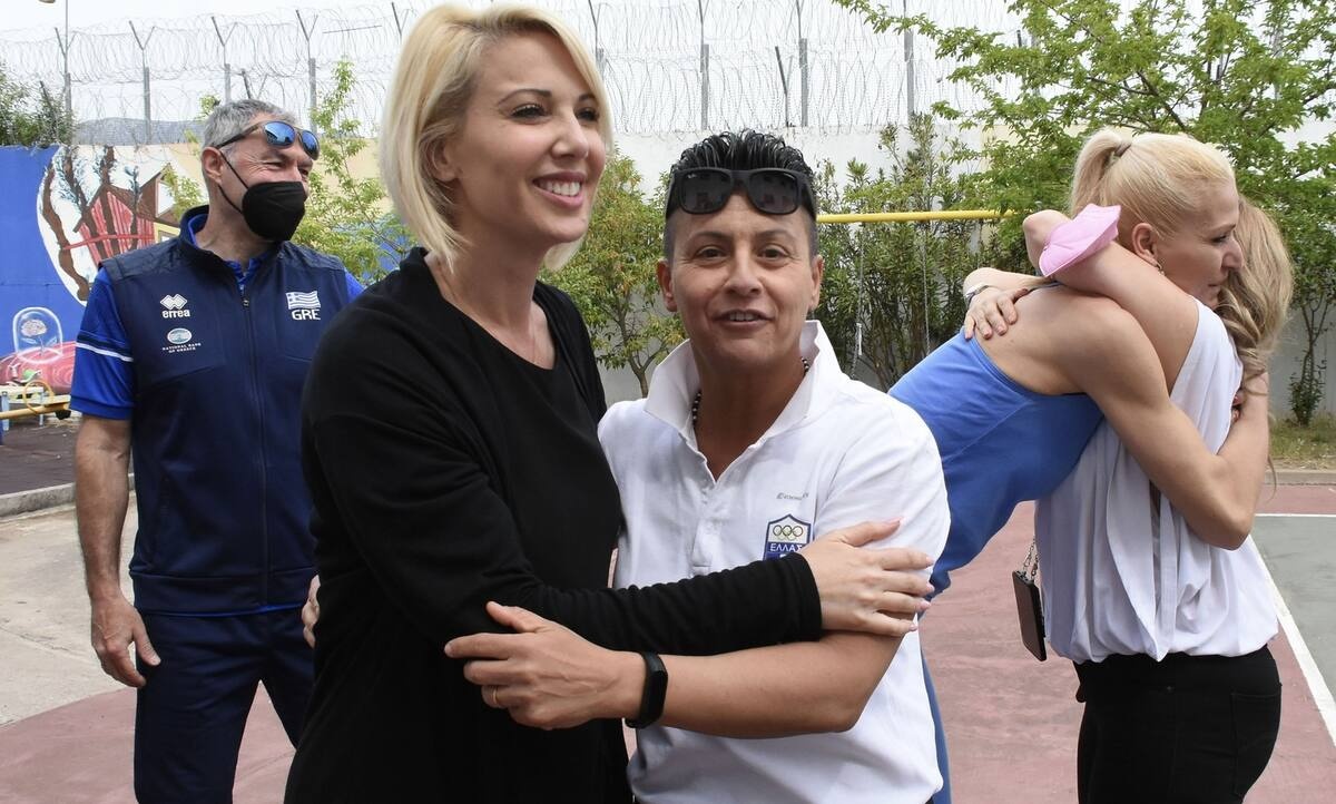 Κατερίνα Μονογυιού: Πρώτη δημόσια εμφάνιση μετά τον χαμό του αδελφού της, Τζώρτζη!