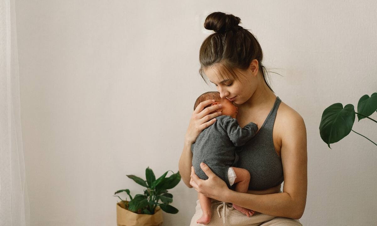 Όχι, δεν μπορείς να αγγίξεις το παιδί μου χωρίς την άδειά μου