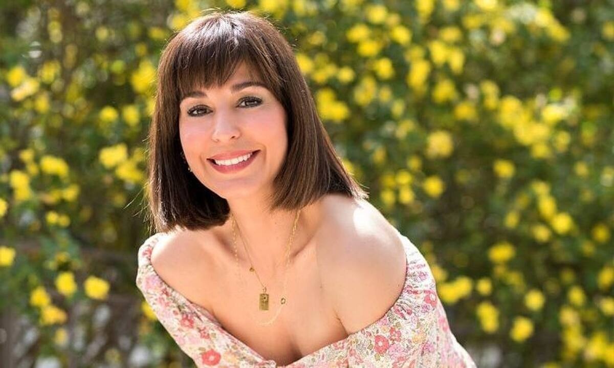 Αγνώριστη η Κατερίνα Παπουτσάκη με το νέο της look - Δείτε τη μεγάλη της αλλαγή