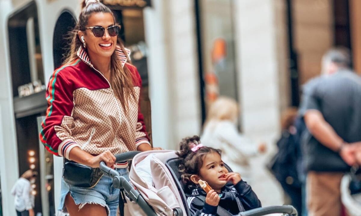 Ελένη Χατζίδου: Ο περίεργος τρόπος που της ζήτησε η Μελίτα να πάει κολυμβητήριο