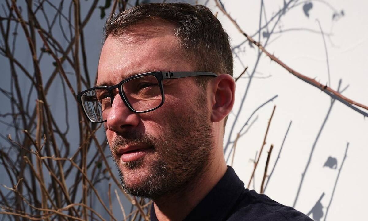 Αντίνοος Αλμπάνης: Η μάχη για τη ζωή του, ο έρωτας και οι σκέψεις για δημιουργία οικογένειας