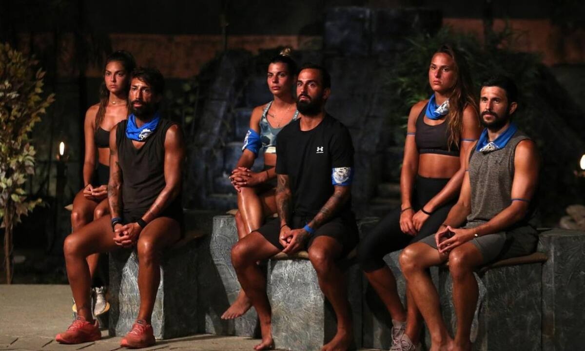 Survivor: Ο τσακωμός Κωνσταντίνου - Ασημίνας έκανε το Twitter να αναπολεί τον Τάκη