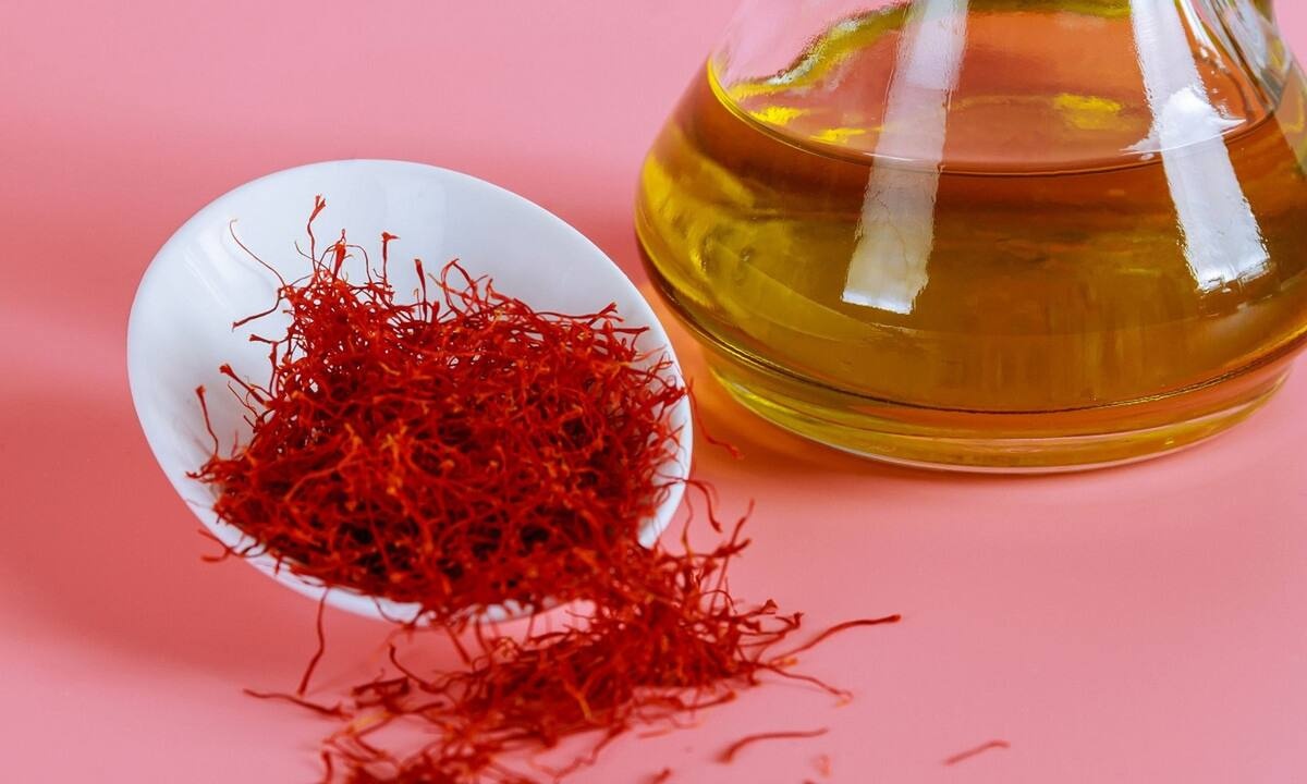 Οι φαρμακευτικές ιδιότητες του κρόκου (εικόνες)