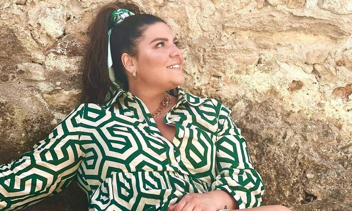 Ακομπλεξάριστη η Δανάη Μπάρκα! Οι πρώτες φώτο της με μαγιό για φέτος είναι το κάτι άλλο!