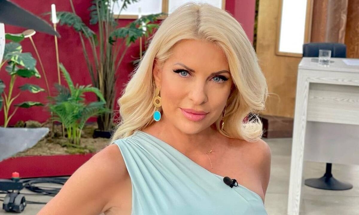 Ελένη Μενεγάκη: Η ανακοίνωση που μας αιφνιδίασε – Εκτός αέρα η εκπομπή της