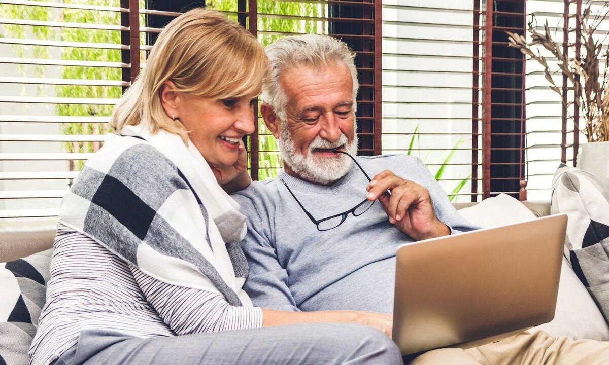 Από ποιες αιτίες πρόωρου θανάτου προστατεύει ο γάμος και πόσο (έρευνα)