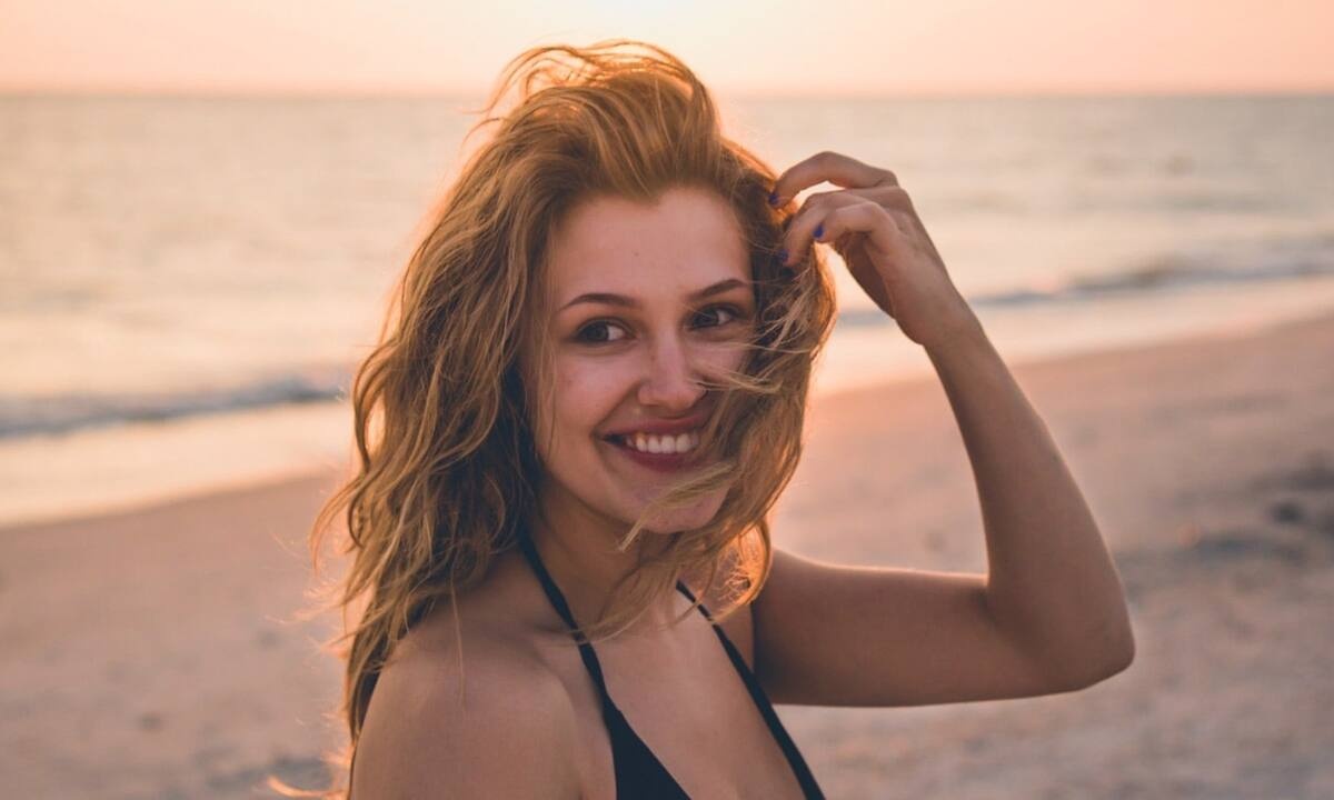 DIY σπρέι με αλάτι για ανάλαφρα κυματιστά μαλλιά