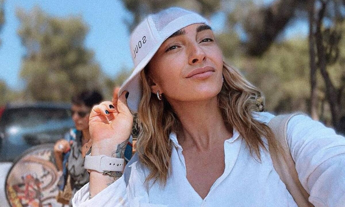 Ρούλα Ρέβη: Φωτογραφήθηκε με την κόρη της και μας εντυπωσίασε