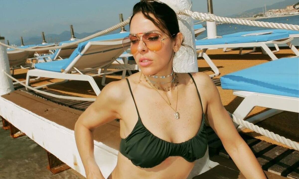 Ποια είναι η Έλενα Γαλύφα, η νέα hostess του GNTM5 (photos)