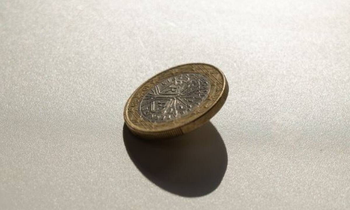 Τετράγωνο Άρη - Πλούτωνα: Κάθε νόμισμα έχει δύο όψεις