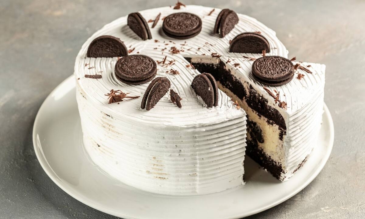 Απίστευτο γλυκό ψυγείου με τρία υλικά και μόλις ένα τέταρτο ετοιμασία