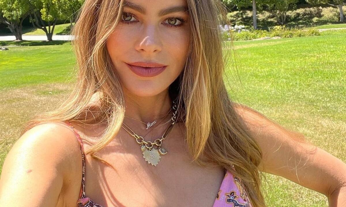 Η Sofía Vergara έχει έναν γιο 30 ετών και μοιάζουν πολύ (photos)