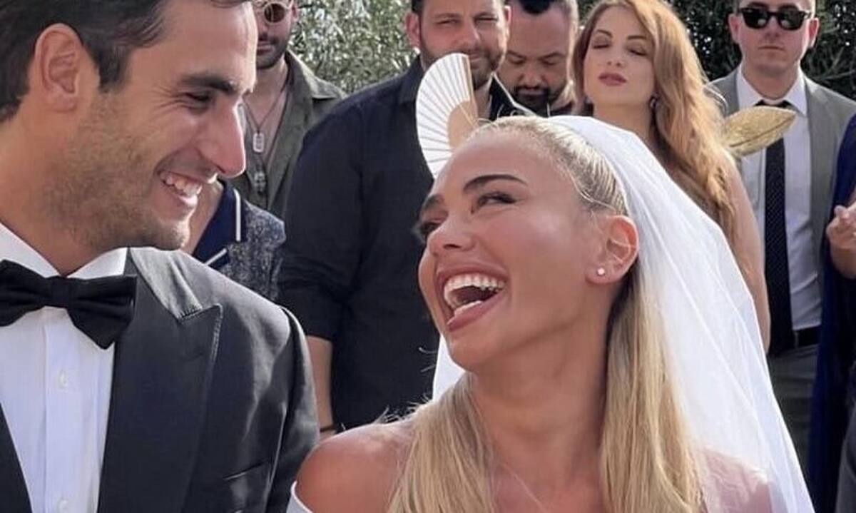 Κόνι Μεταξά: Η πρώτη ανάρτηση ως παντρεμένη - Νέες απίθανες φωτό από τον γάμο τους